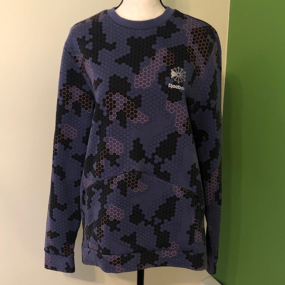 🔥Reebok Men's Purple and Black Camo Crewneck Sweater🔥